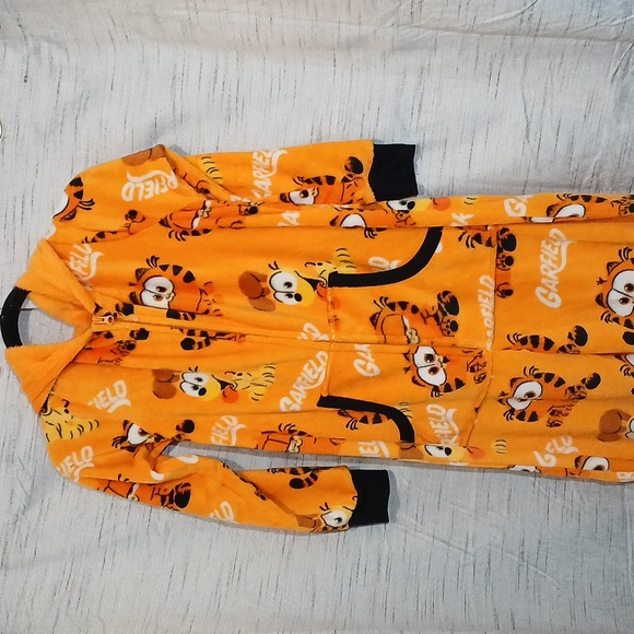 Garfield The Movie Soft Union PJ Cozy Suit Sz M (8-10) Women/Unisex - Picture 6 of 11